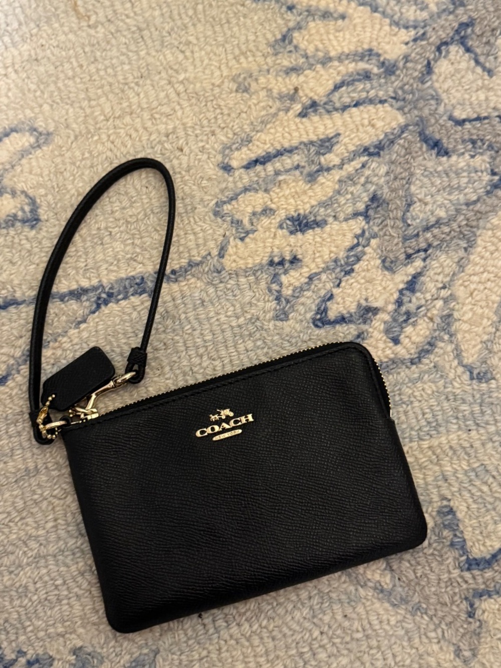 Coach Wristlet - Picture 1 of 2